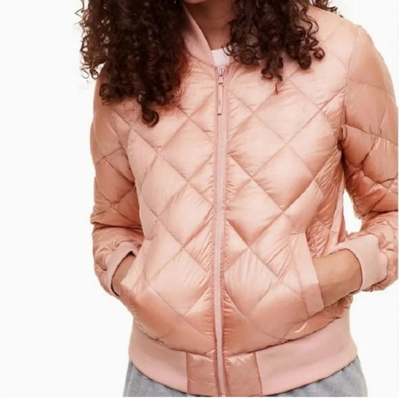 Aritzia TNA League Bomber Jacket Pink Champagne Rose Quilted Down Puffer Sz L - Picture 3 of 11